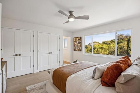 Tiny photo for 14 Kenmar Way, Burlingame, CA 94010 (MLS # ML82037629)