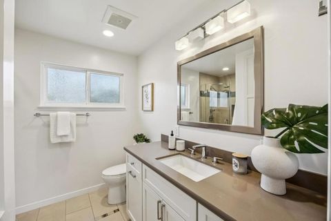 Tiny photo for 14 Kenmar Way, Burlingame, CA 94010 (MLS # ML82037629)