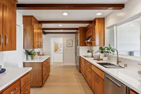 Tiny photo for 14 Kenmar Way, Burlingame, CA 94010 (MLS # ML82037629)