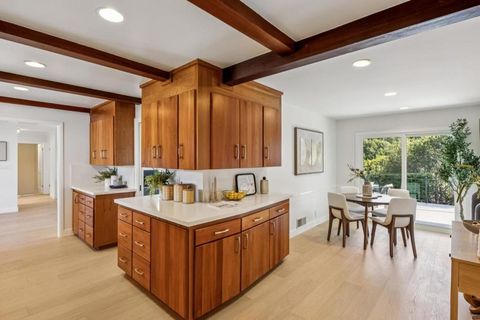 Tiny photo for 14 Kenmar Way, Burlingame, CA 94010 (MLS # ML82037629)