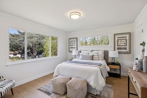 Tiny photo for 14 Kenmar Way, Burlingame, CA 94010 (MLS # ML82037629)