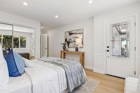 Tiny photo for 14 Kenmar Way, Burlingame, CA 94010 (MLS # ML82037629)