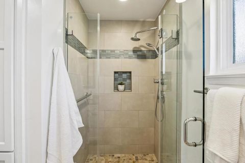 Tiny photo for 14 Kenmar Way, Burlingame, CA 94010 (MLS # ML82037629)