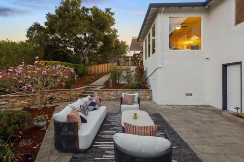 Tiny photo for 14 Kenmar Way, Burlingame, CA 94010 (MLS # ML82037629)