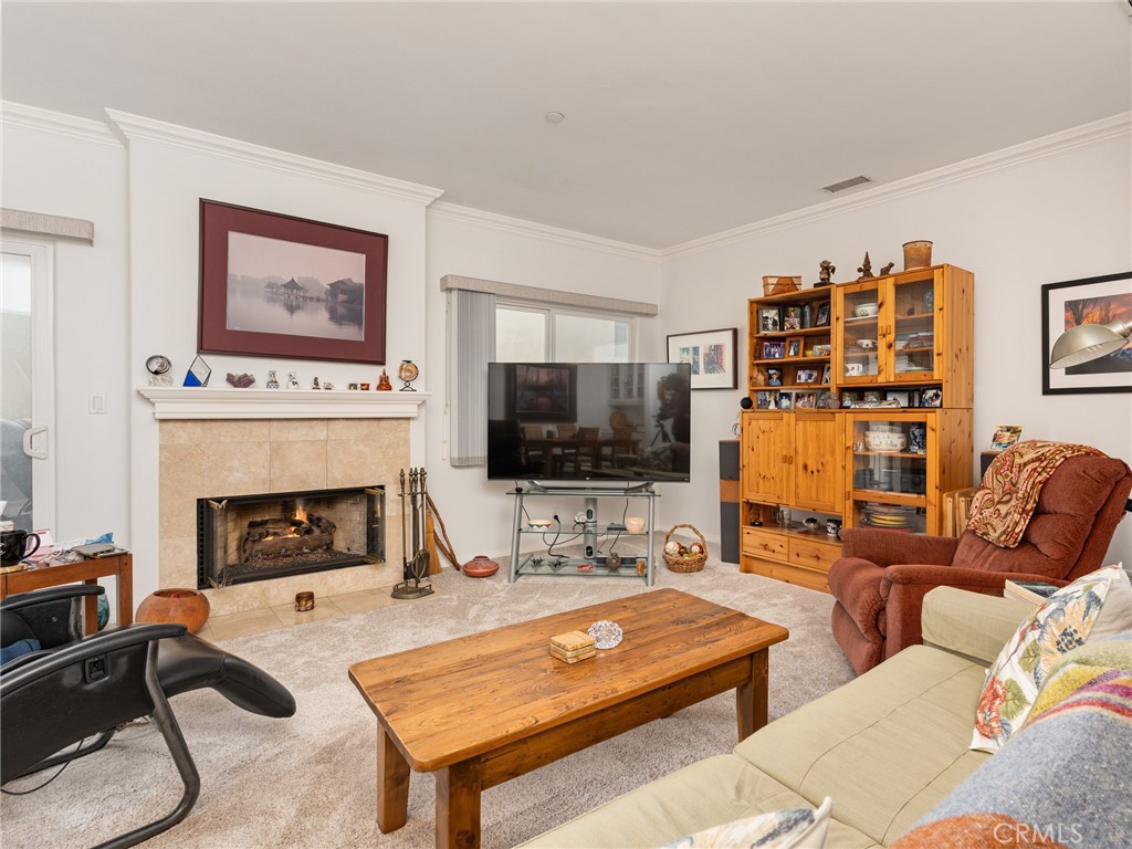 328 Virginia Street 4