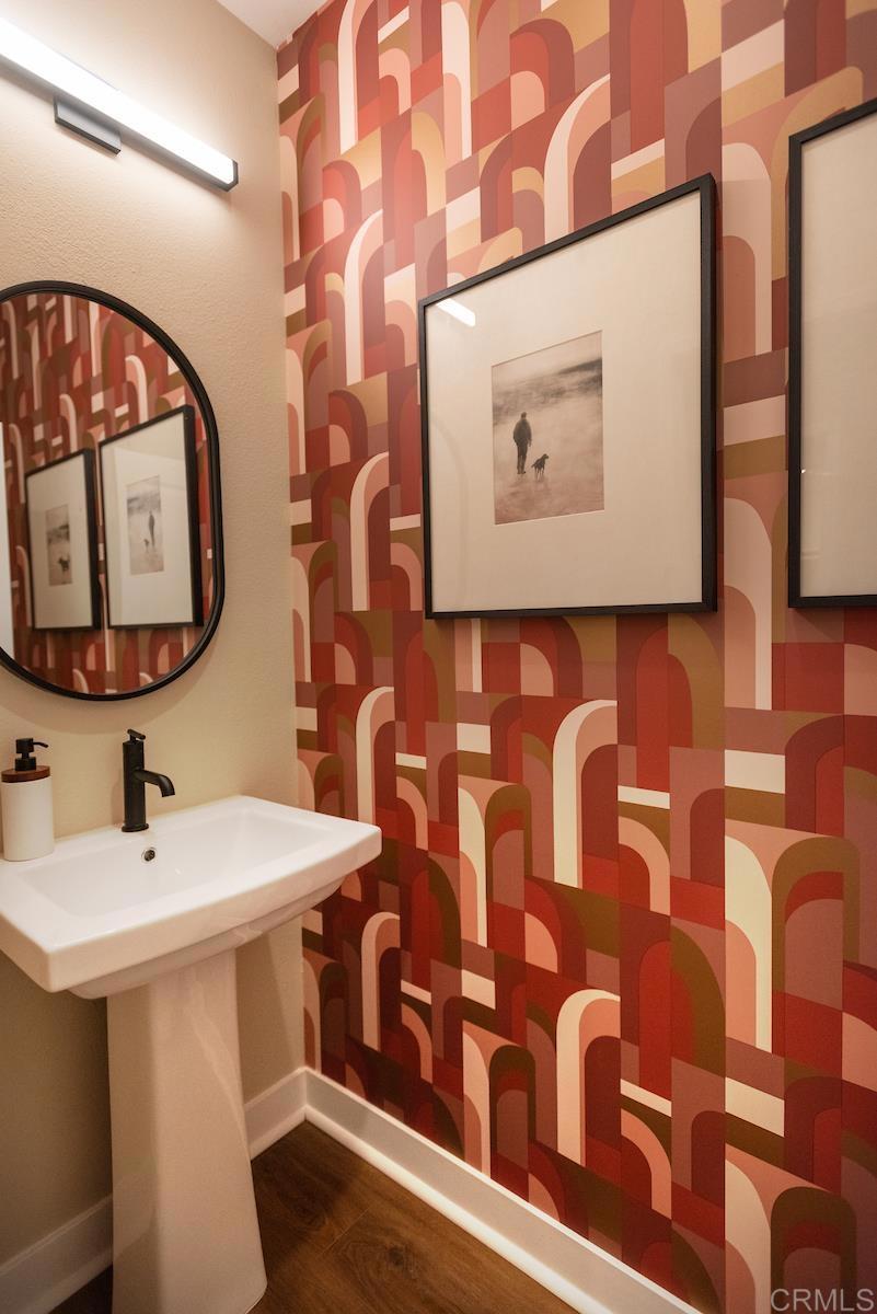 511 Avenida Centro 103