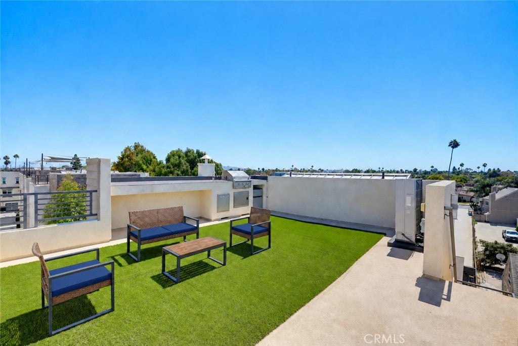 2125 Evans, Costa Mesa CA 92627 - Photo 29