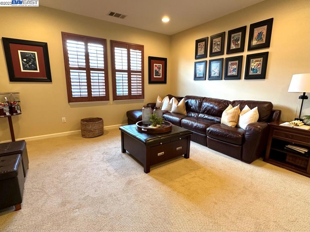 STONEBRAE COUNTRY CLUB - Residential