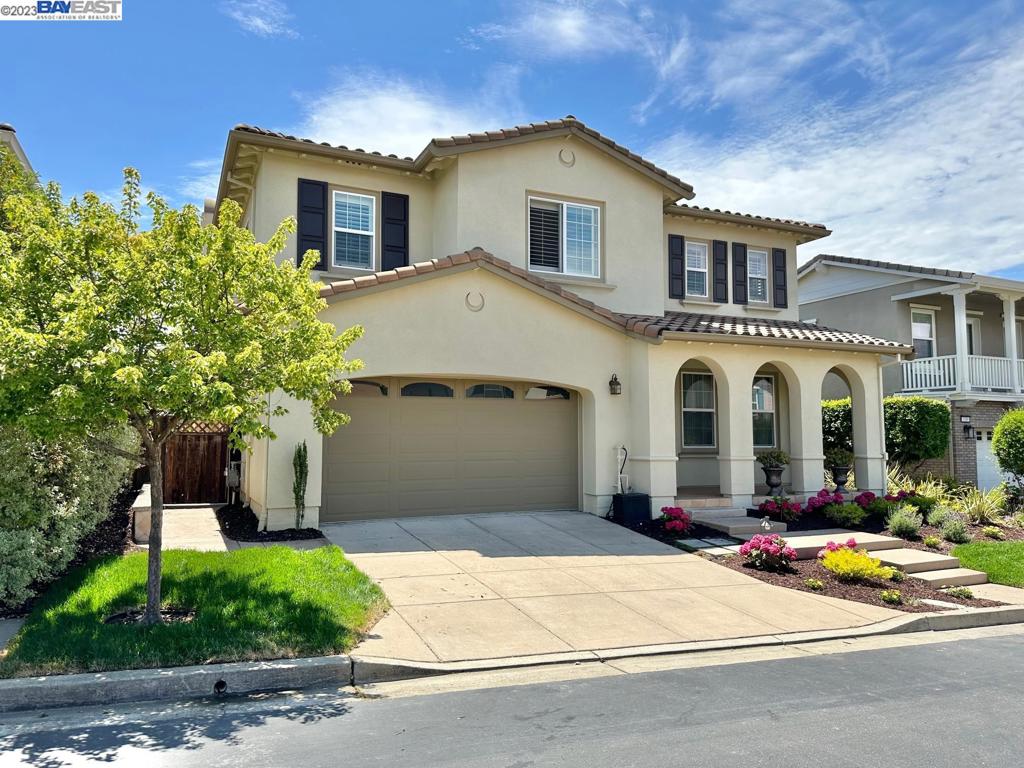 STONEBRAE COUNTRY CLUB - Residential