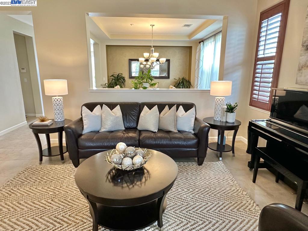 STONEBRAE COUNTRY CLUB - Residential