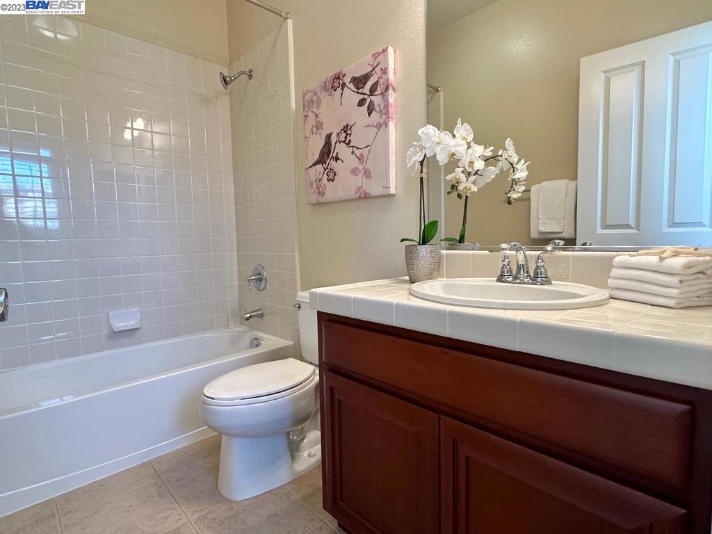 STONEBRAE COUNTRY CLUB - Residential