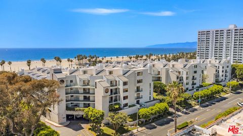 Photo of 2920 Neilson Way #306, Santa Monica, CA 90405 (MLS # 26712573)