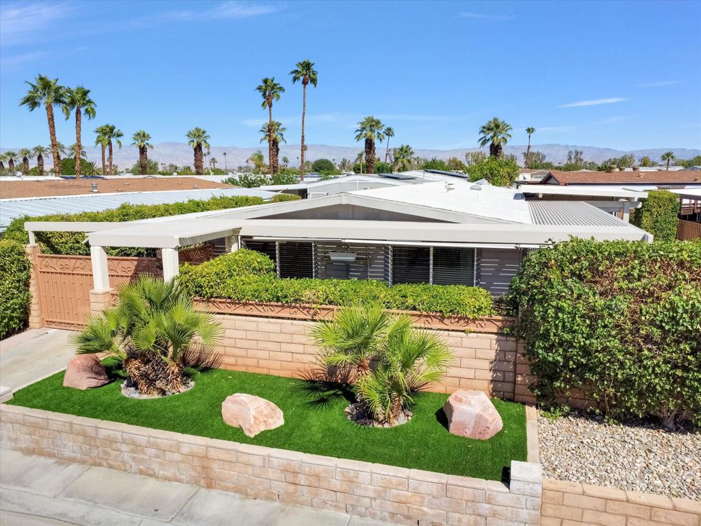 Palm Desert Greens - Manufactured In Park