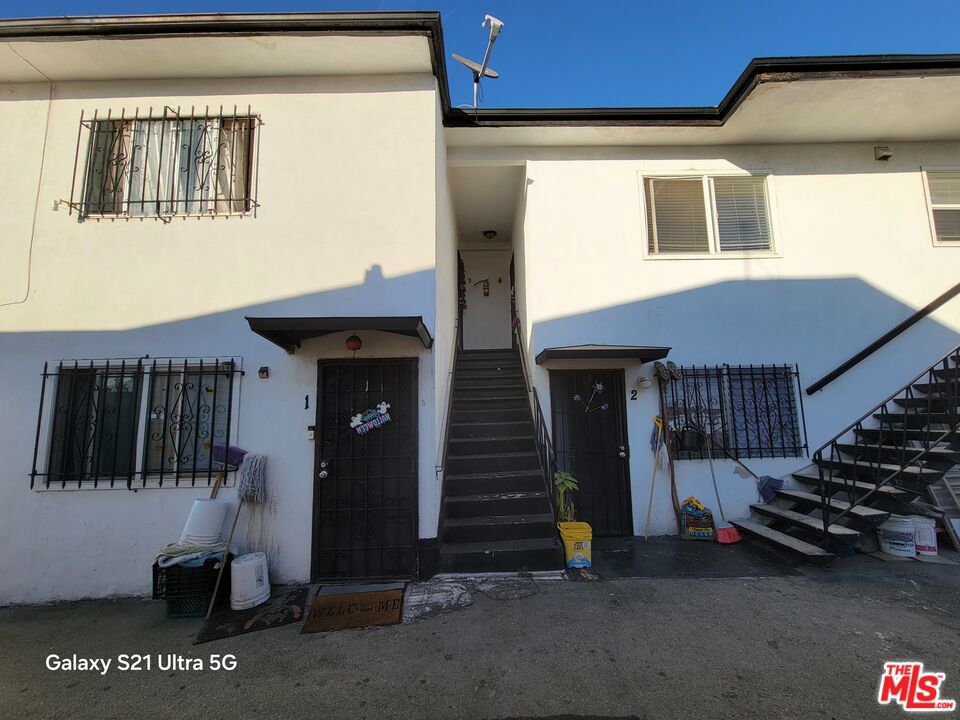 Properties 2 3834 Maple Avenue