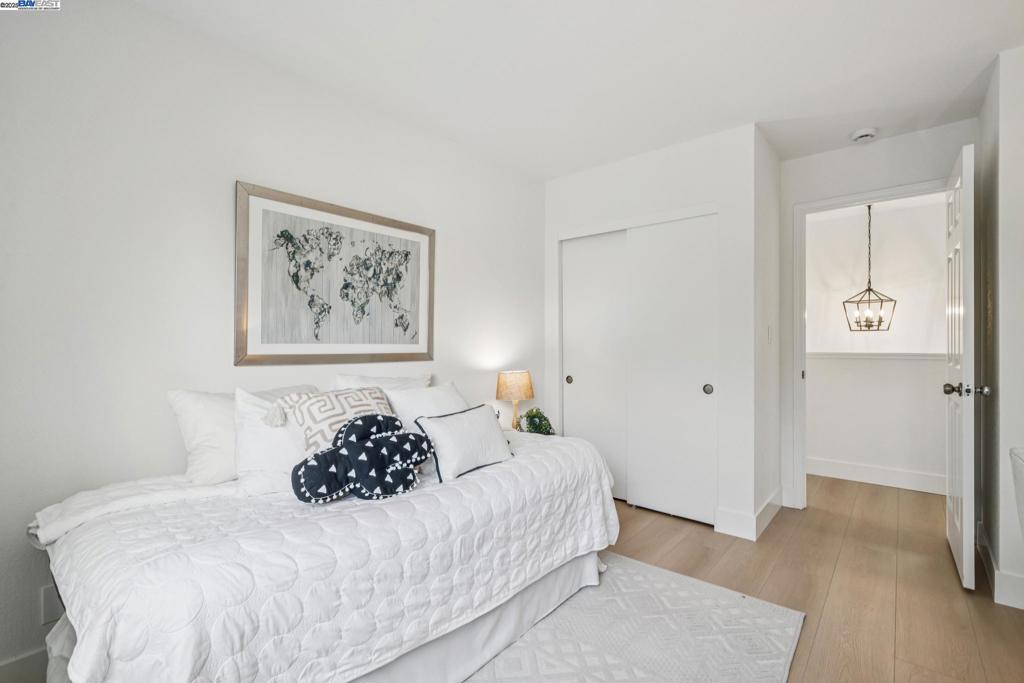 HARBOR BAY - Residential