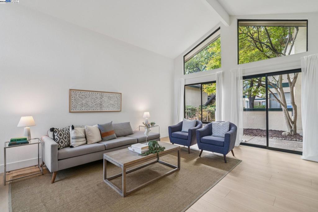 HARBOR BAY - Residential
