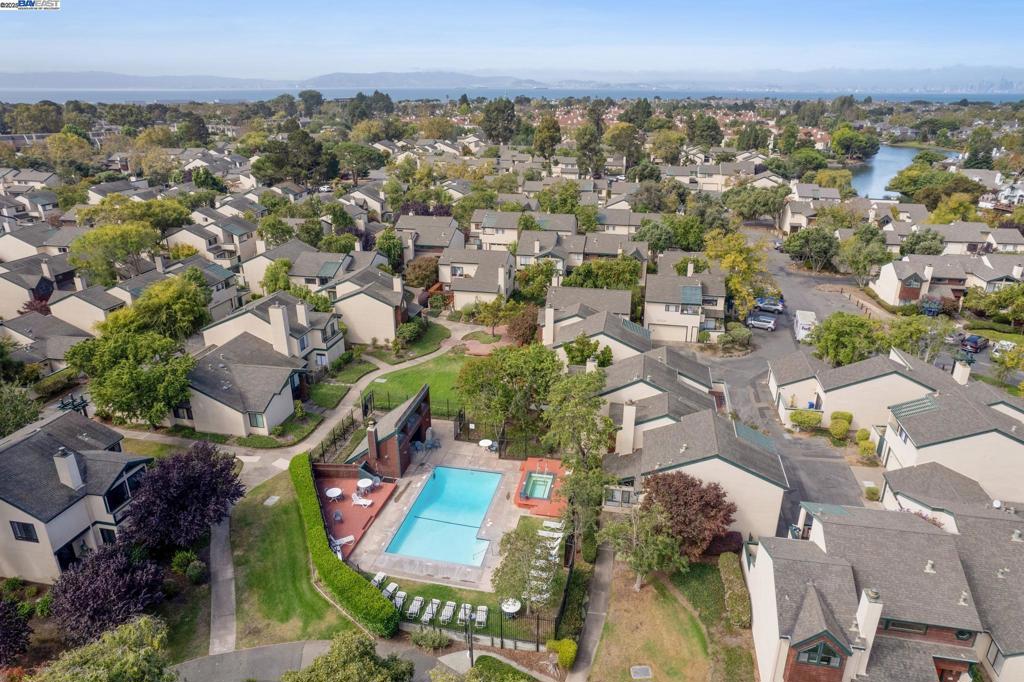 HARBOR BAY - Residential