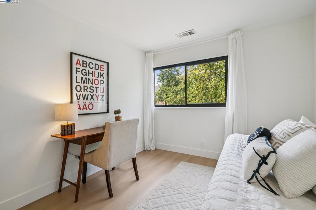 HARBOR BAY - Residential