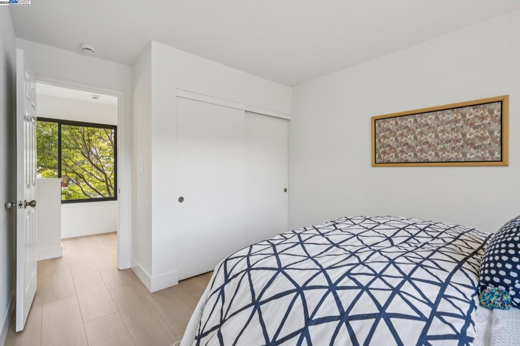 HARBOR BAY - Residential
