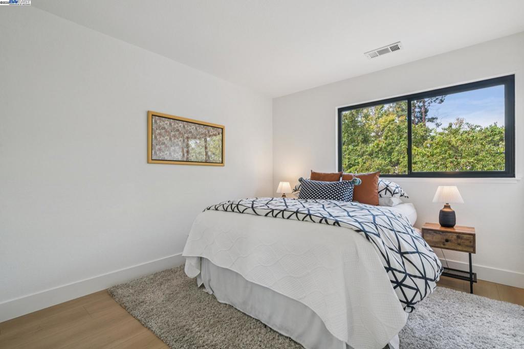 HARBOR BAY - Residential