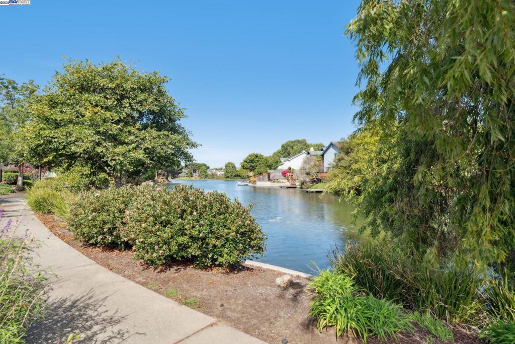 HARBOR BAY - Residential