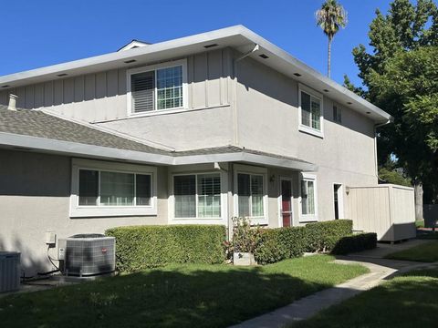 Photo of 2291 Samaritan Drive #3, San Jose, CA 95124 (MLS # ML82025382)