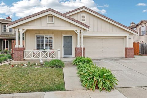 Photo of 6433 Aspenwood Way, Livermore, CA 94551 (MLS # 41123237)