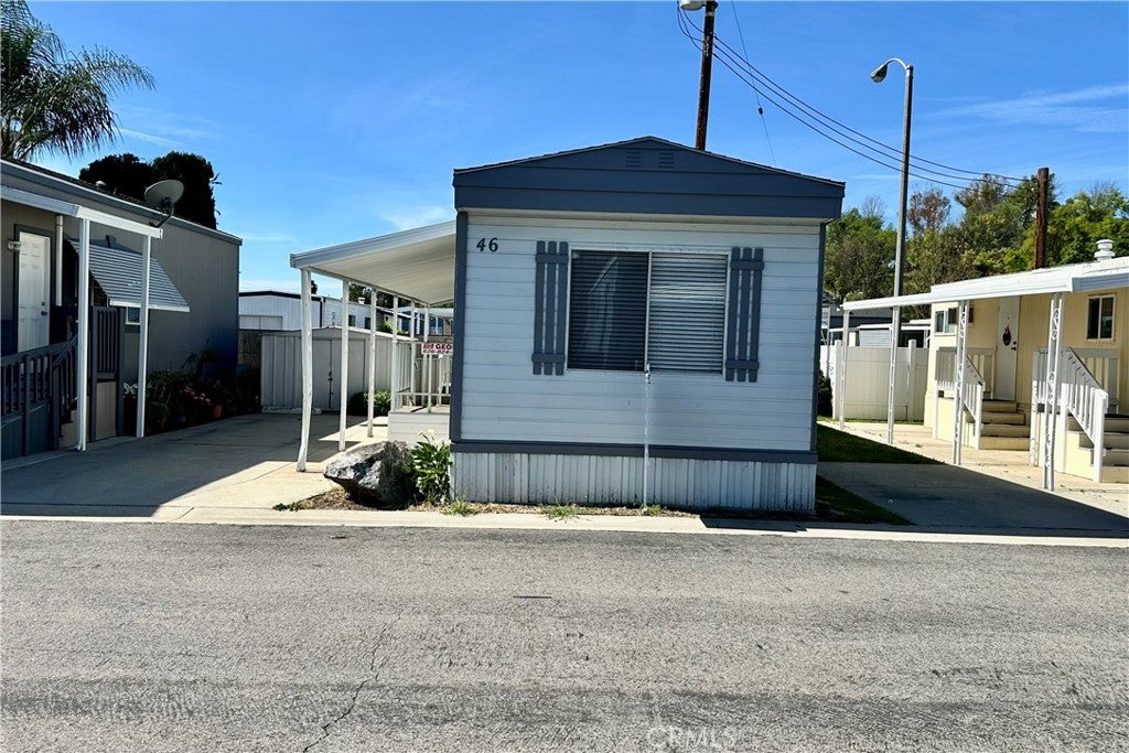 3825 Valley Boulevard 46