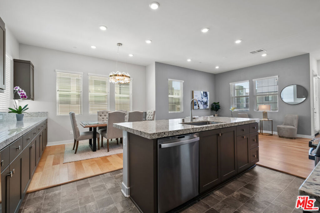 LANTANA - Residential