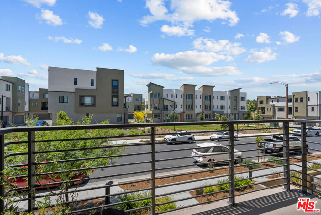 LANTANA - Residential