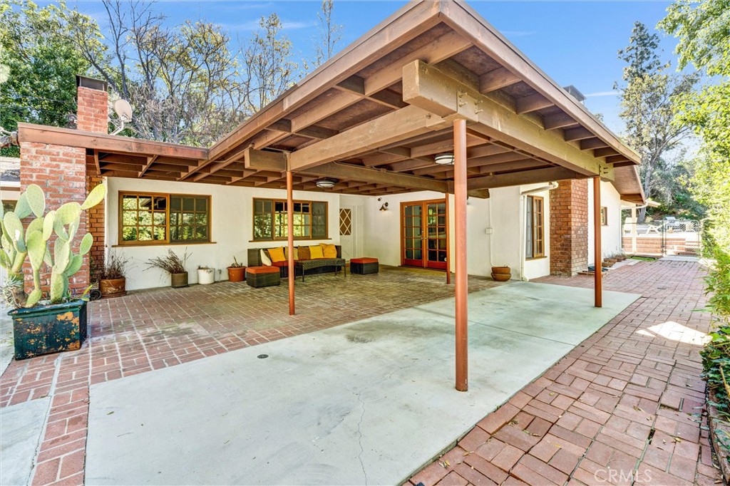 19130 Charles Street