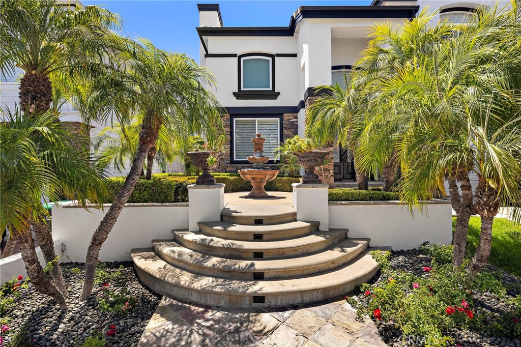 25 Golf View Drive