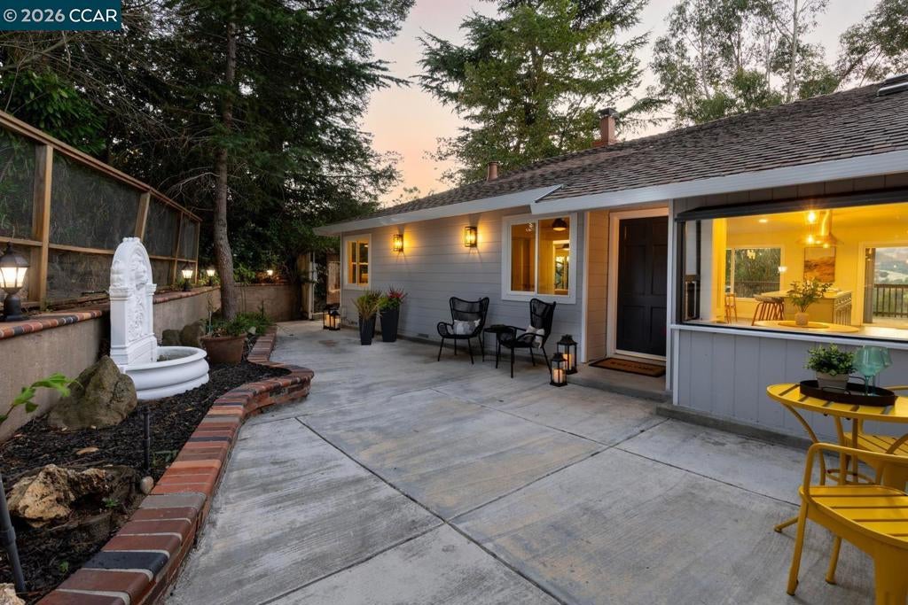 16 Ruth Ct CT, Lafayette CA 94549