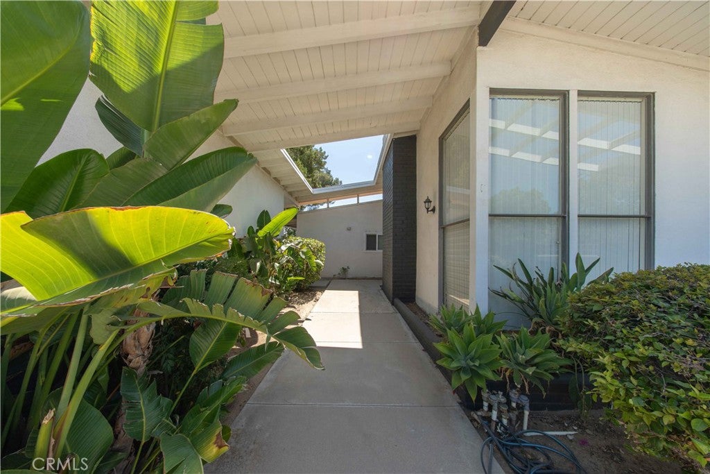 Photo of 16594 Knollwood Drive, Granada Hills, CA 91344 (MLS # GD26158679)