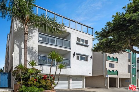 Tiny photo for 2431 3rd Street #10, Santa Monica, CA 90405 (MLS # 25595789)