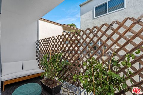Tiny photo for 2431 3rd Street #10, Santa Monica, CA 90405 (MLS # 25595789)