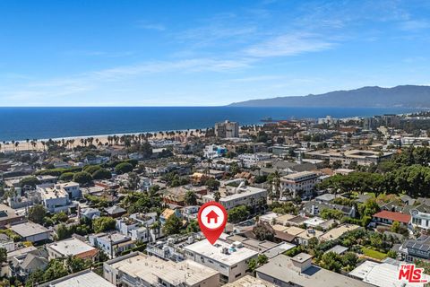 Tiny photo for 2431 3rd Street #10, Santa Monica, CA 90405 (MLS # 25595789)