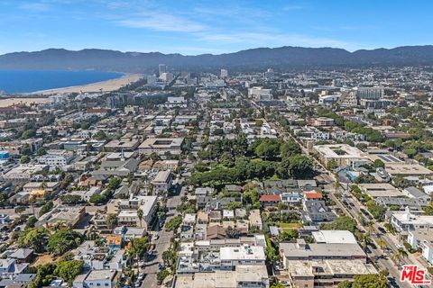 Tiny photo for 2431 3rd Street #10, Santa Monica, CA 90405 (MLS # 25595789)
