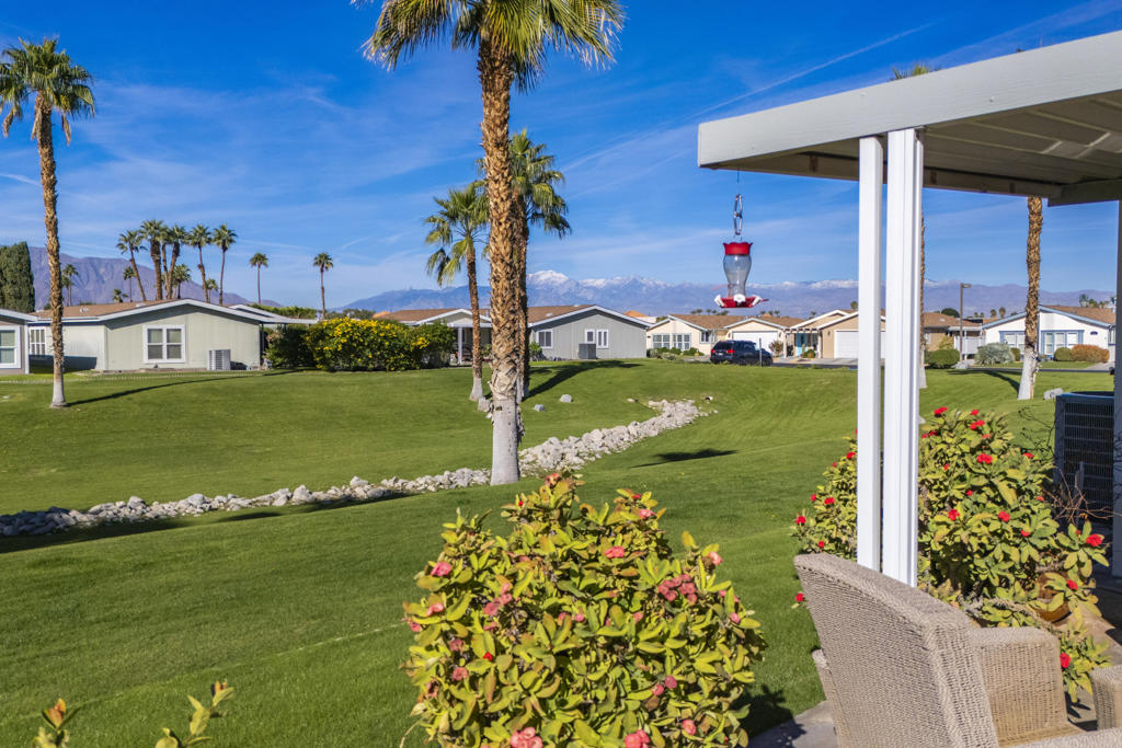 Desert Sands Mobile - Manufactured In Park