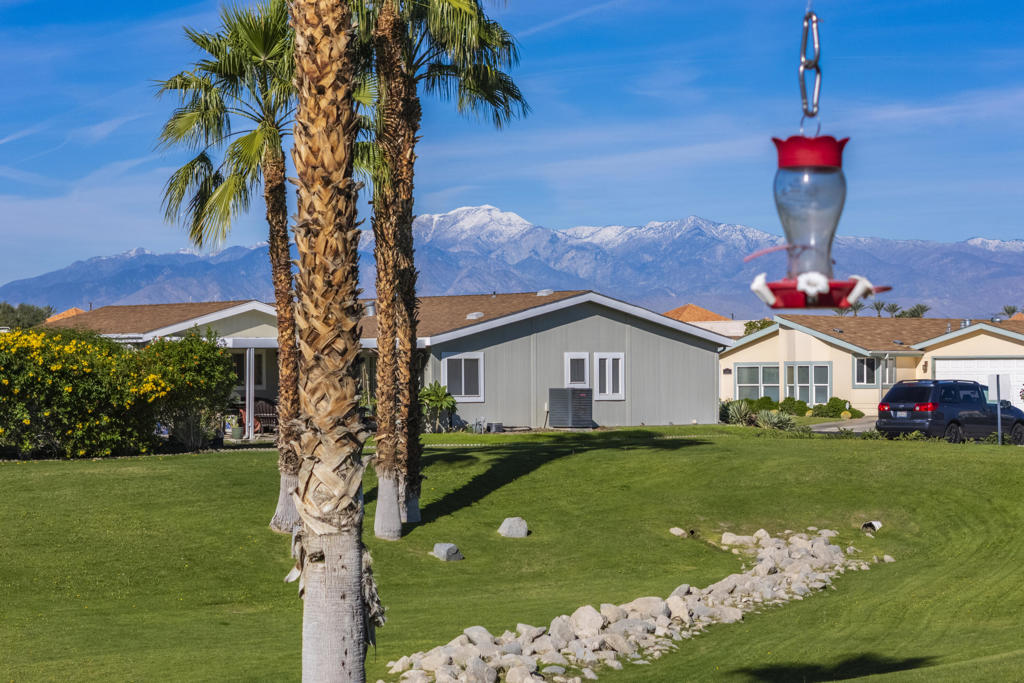 Desert Sands Mobile - Manufactured In Park