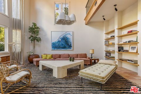 6120 Warner Drive Los Angeles CA 90048