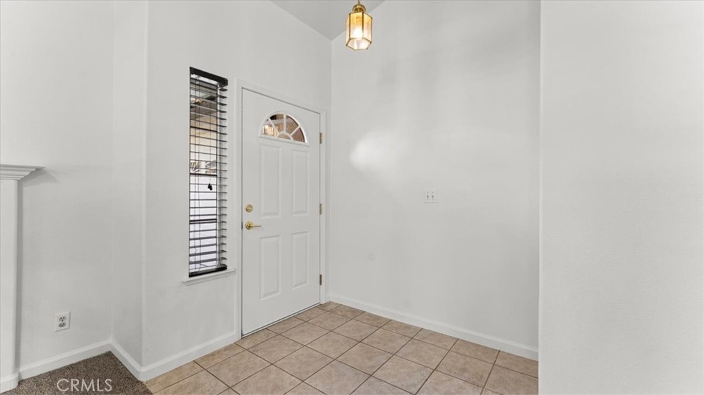 425 Legacy Lane