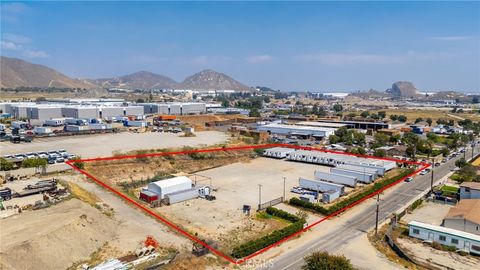 Photo of 2725 Hall Avenue, Jurupa Valley, CA 92509 (MLS # OC25098420)