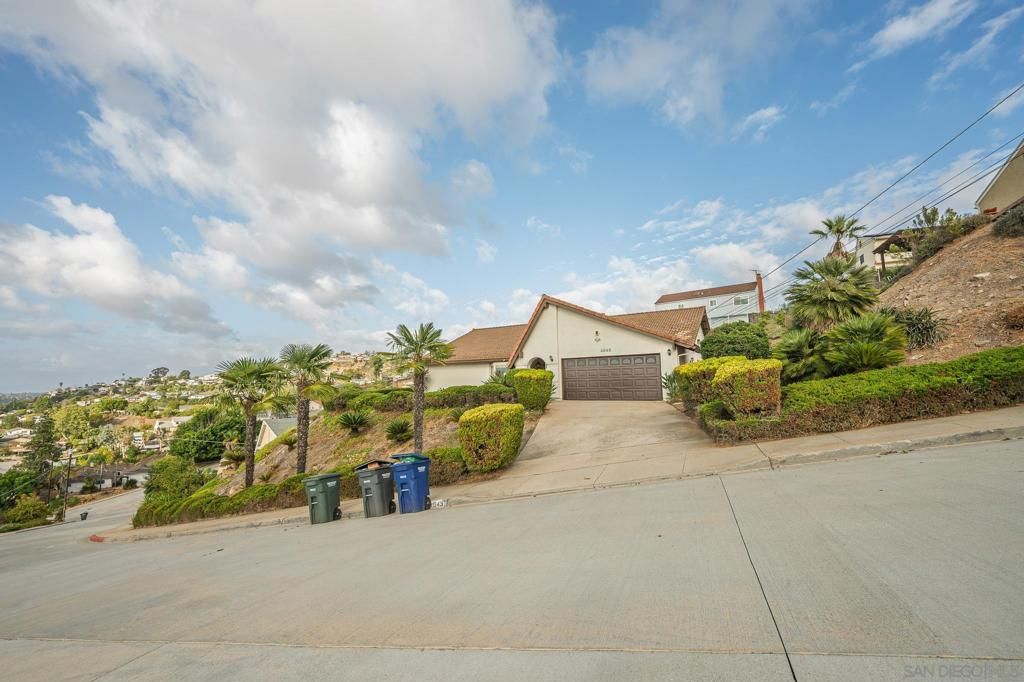 Photo of 4045 Rosarita Dr Dr, La Mesa, CA 91941 (MLS # 250041662SD)