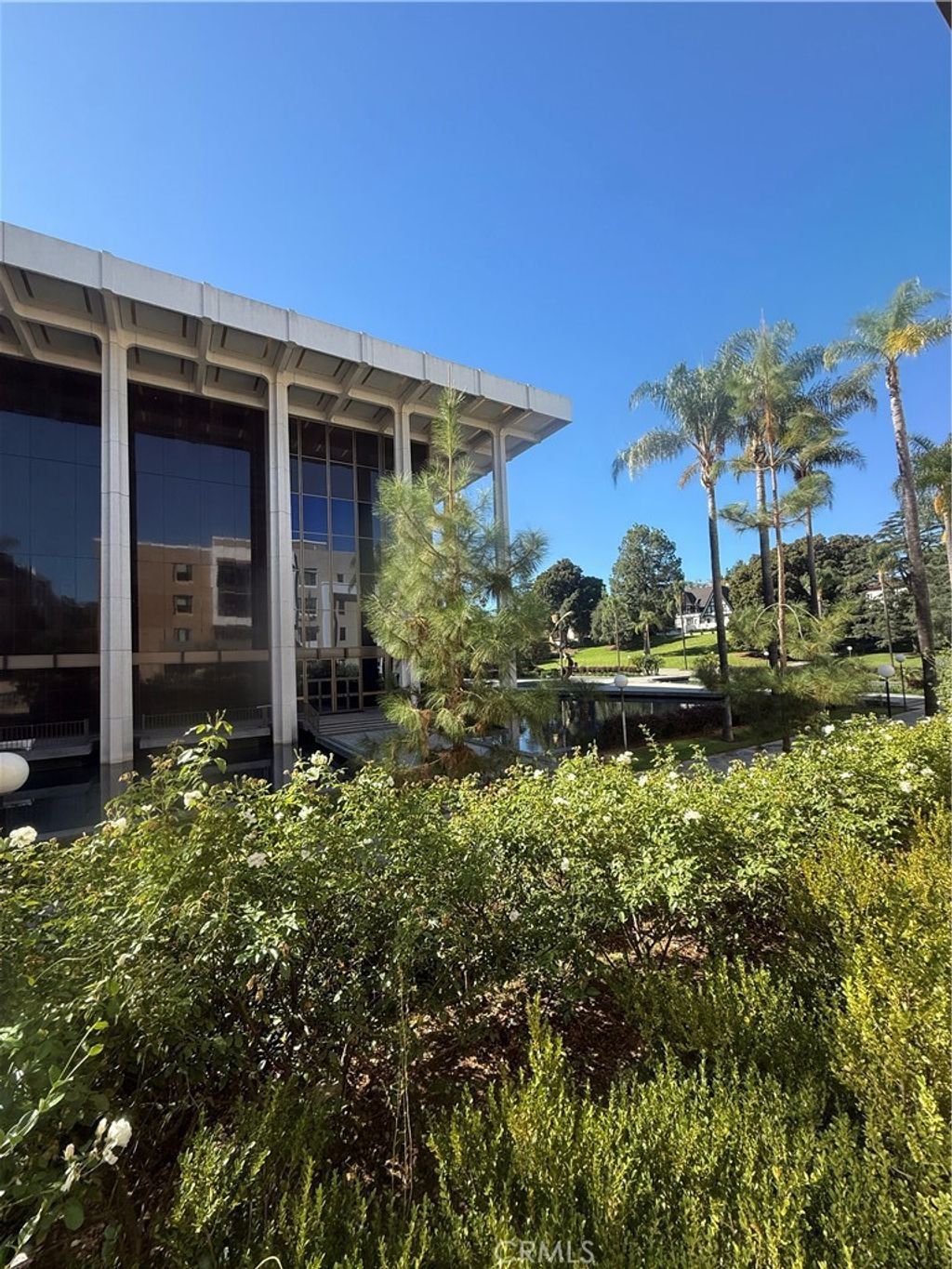Photo of 332 W Green Street #109, Pasadena, CA 91105 (MLS # AR25240966)