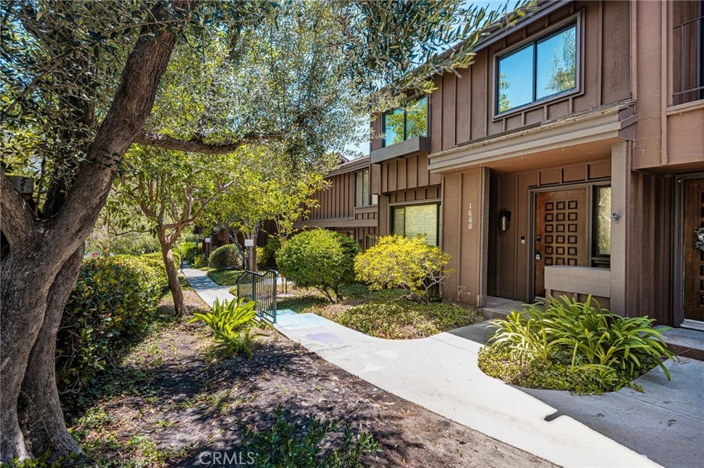 1660 Stonewood Court