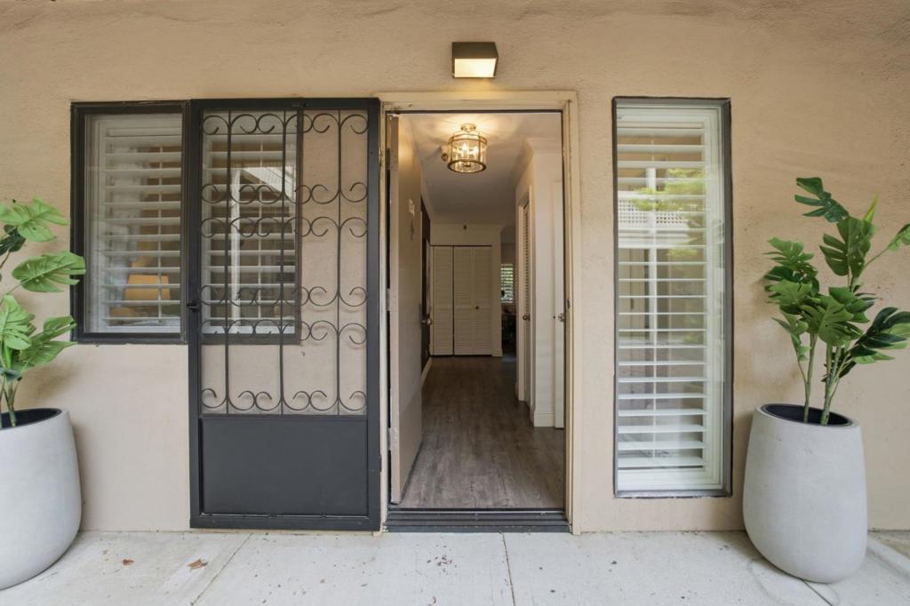 449 Alberto Way C134