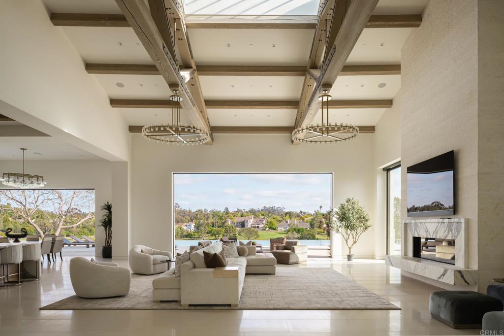 6497 Calle Del Alcazar