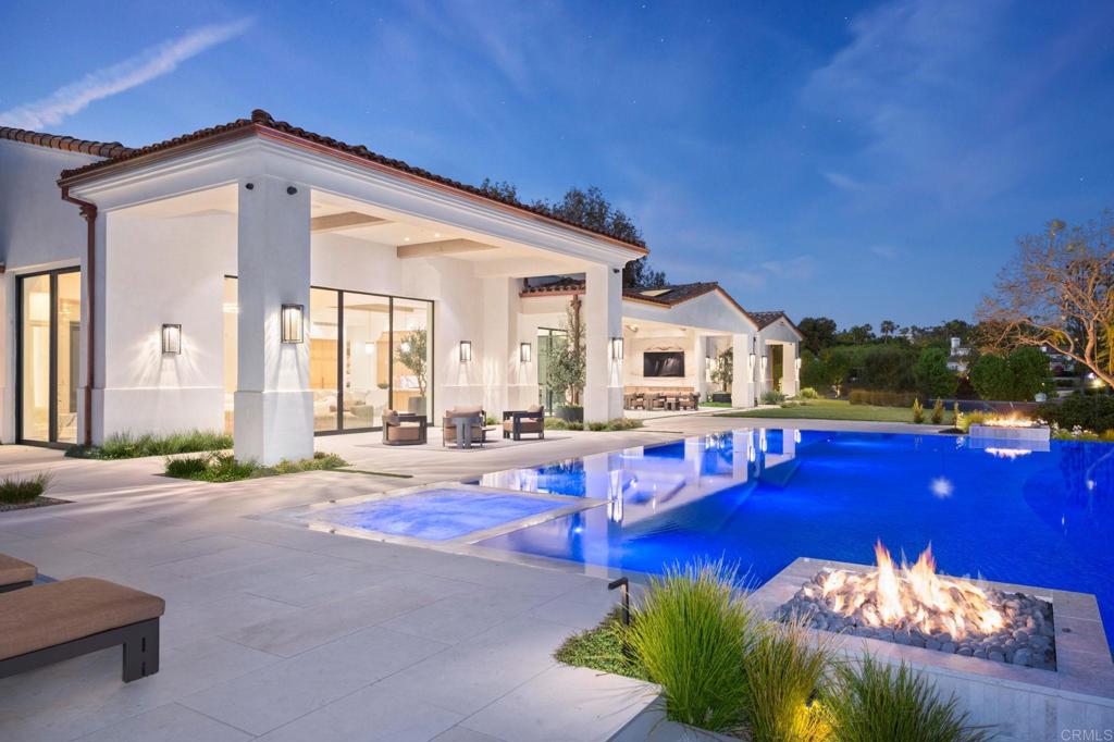 6497 Calle Del Alcazar