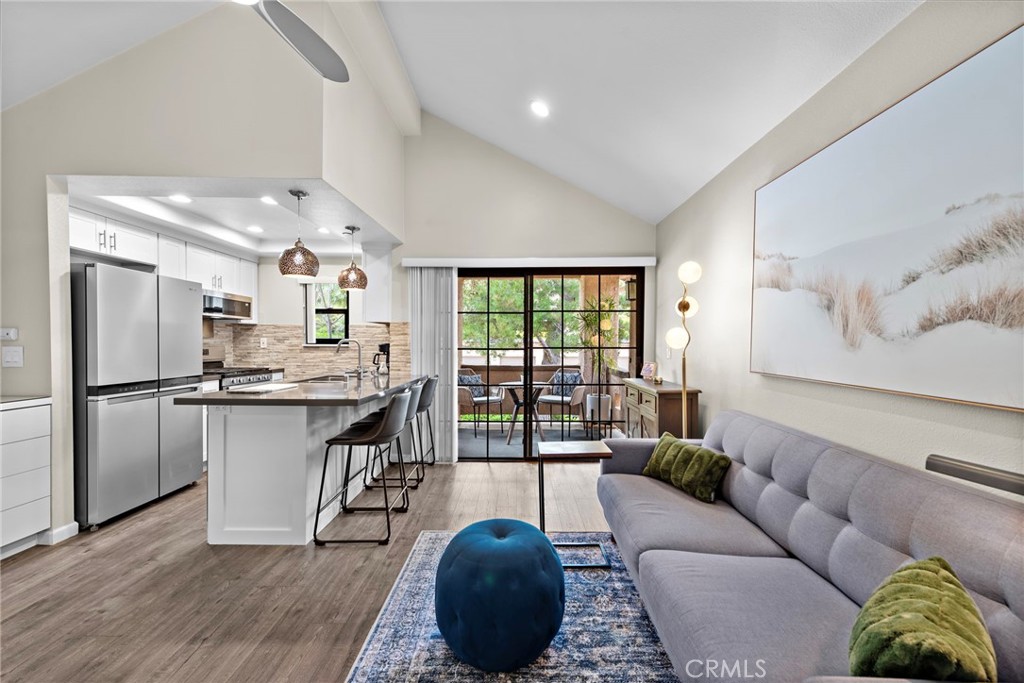 1046 Calle Del Cerro 412